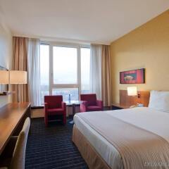 Отель Crowne Plaza Antwerpen Бельгия, Антверпен - 1 отзыв об отеле, цены и фото номеров - забронировать отель Crowne Plaza Antwerpen онлайн комната для гостей фото 3