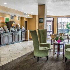 Отель Holiday Inn Express Columbus Downtown США, Колумбус - отзывы, цены и фото номеров - забронировать отель Holiday Inn Express Columbus Downtown онлайн питание фото 2