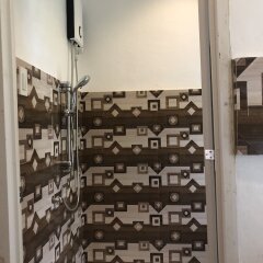 Отель Alesseo Backpackers - Hostel Филиппины, Пуэрто-Принцеса - отзывы, цены и фото номеров - забронировать отель Alesseo Backpackers - Hostel онлайн ванная