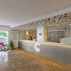 Hotel La Barracuda интерьер отеля