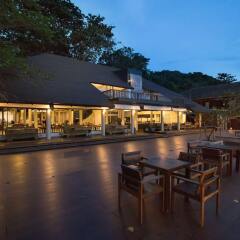 Отель SriLanta Resort бассейн фото 2