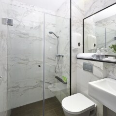 Hotel Boss Сингапур ванная фото 2