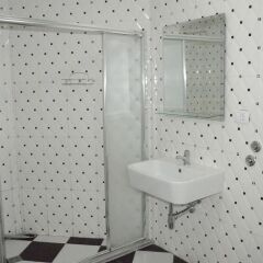 Living Boutique Hotel Тирана ванная