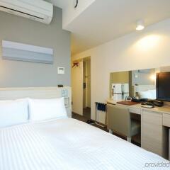 Отель Sotetsu Fresa Inn Tokyo-Kyobashi комната для гостей фото 5