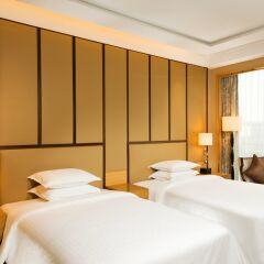 Отель Sheraton Qingdao Jiaozhou Hotel Китай, Циндао - отзывы, цены и фото номеров - забронировать отель Sheraton Qingdao Jiaozhou Hotel онлайн комната для гостей фото 5