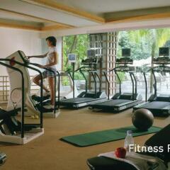 Отель The Ritz-Carlton, Millenia Singapore фитнесс-зал фото 4