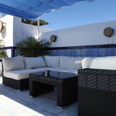 Отель Hostal Casa Alborada бассейн
