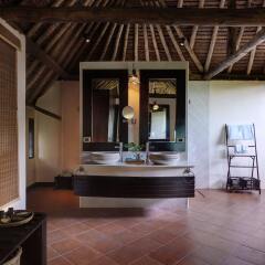 Отель Phi Phi Island Village Beach Resort спа