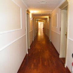 Hotel Villa Medici Рокка-Сан-Джованни интерьер отеля