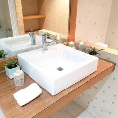 Отель With 3 Bedrooms in Lisboa, With Wonderful City View, Balcony and Wifi - 20 km From the Beach Португалия, Лиссабон - отзывы, цены и фото номеров - забронировать отель With 3 Bedrooms in Lisboa, With Wonderful City View, Balcony and Wifi - 20 km From the Beach онлайн ванная фото 2