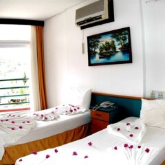 Seren Sari Hotel Турция, Мармарис - отзывы, цены и фото номеров - забронировать отель Seren Sari Hotel онлайн сейф в номере