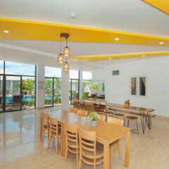 Отель Yellow Daisy Villa питание