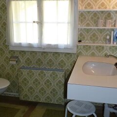 Отель Aerneli, Chalet ванная фото 2