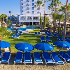 Отель Lordos Beach Кипр, Ларнака - 6 отзывов об отеле, цены и фото номеров - забронировать отель Lordos Beach онлайн спортивное сооружение