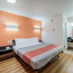 Отель Motel 6 Columbus - Worthington США, Колумбус - отзывы, цены и фото номеров - забронировать отель Motel 6 Columbus - Worthington онлайн комната для гостей фото 2