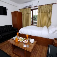 Отель Oyo 104 Hotel Baltic Inn Непал, Катманду - отзывы, цены и фото номеров - забронировать отель Oyo 104 Hotel Baltic Inn онлайн фото 2