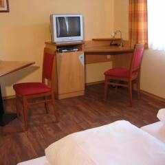 Hotel-pension Scharl Am Maibaum Мюнхен удобства в номере фото 2