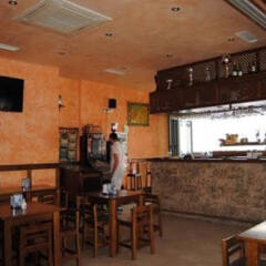 Отель Hostal Malia гостиничный бар