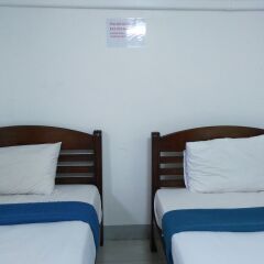 Al-Sana Hotel комната для гостей