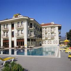 Area Hotel бассейн фото 2