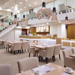 Гостиница Parklane Resort and Spa в Санкт-Петербурге - забронировать гостиницу Parklane Resort and Spa, цены и фото номеров Санкт-Петербург гостиничный бар