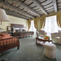 Hotel U Tri Pstrosu Прага интерьер отеля фото 3