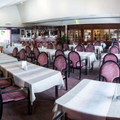 Hotel Julie Йоенсуу гостиничный бар