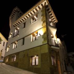 Отель Aguas De Viznar Виснар вид на фасад