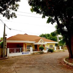 Отель Dee Guesthouse - White Sands Филиппины, Лапу-Лапу - отзывы, цены и фото номеров - забронировать отель Dee Guesthouse - White Sands онлайн помещение для мероприятий