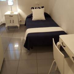 Отель Hostal Parisien Испания, Барселона - отзывы, цены и фото номеров - забронировать отель Hostal Parisien онлайн удобства в номере