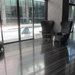 Отель Pattaya Central Sea View Pool Suite Паттайя фитнесс-зал