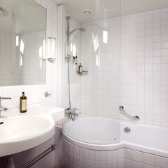Clarion Collection Hotel Wellington in Stockholm, Sweden from 201$, photos, reviews - zenhotels.com bathroom
