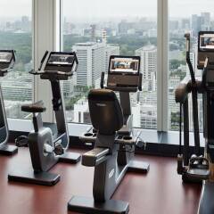 Отель Andaz Tokyo Toranomon Hills - a concept by Hyatt Япония, Токио - 1 отзыв об отеле, цены и фото номеров - забронировать отель Andaz Tokyo Toranomon Hills - a concept by Hyatt онлайн фитнесс-зал фото 4
