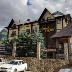 Grand Hotel парковка
