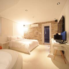 Отель POP1 Hotel Южная Корея, Сеул - отзывы, цены и фото номеров - забронировать отель POP1 Hotel онлайн комната для гостей фото 2