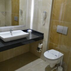 Asrin Beach Hotel Турция, Аланья - отзывы, цены и фото номеров - забронировать отель Asrin Beach Hotel - All Inclusive онлайн ванная