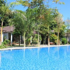 Отель Hoa Nhat Lan Bungalow бассейн фото 2
