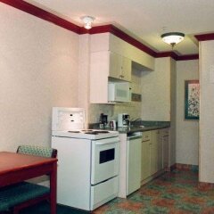 Отель Robsonstrasse Hotel & Suites Канада, Ванкувер - отзывы, цены и фото номеров - забронировать отель Robsonstrasse Hotel & Suites онлайн в номере фото 2