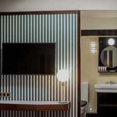 Hotel du Rond-Point des Champs Elysees в номере фото 2