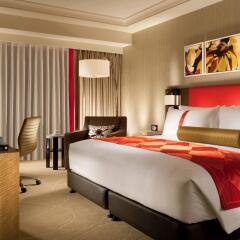 Отель Holiday Inn Macao Cotai Central комната для гостей фото 5