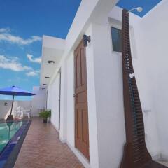 Отель Central Boutique Inn Мальдивы, Северный атолл Мале - отзывы, цены и фото номеров - забронировать отель Central Boutique Inn онлайн бассейн фото 3
