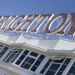 Отель Hilton Brighton Metropole Великобритания, Брайтон - отзывы, цены и фото номеров - забронировать отель Hilton Brighton Metropole онлайн пляж фото 2