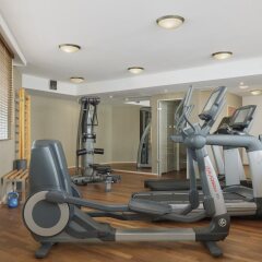 Отель Courtyard by Marriott Berlin City Center фитнесс-зал фото 2