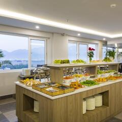 Maple Leaf Hotel & Apartment Нячанг питание фото 2