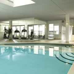 Отель Courtyard by Marriott Ottawa Downtown Канада, Оттава - отзывы, цены и фото номеров - забронировать отель Courtyard by Marriott Ottawa Downtown онлайн бассейн