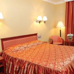 Гостиница Royal Sun Geneva Украина, Трускавец - отзывы, цены и фото номеров - забронировать гостиницу Royal Sun Geneva онлайн комната для гостей фото 5