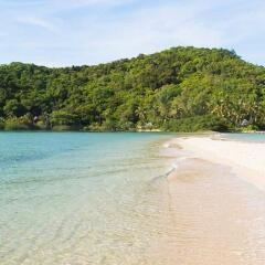 Отель Maehaad Bay Resort пляж