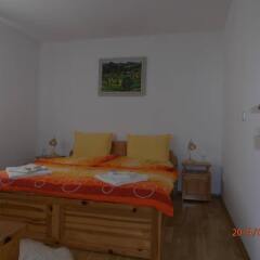 Отель Venikula Guest House Боженци комната для гостей фото 3