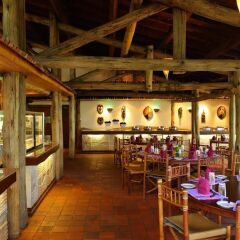 Отель Sarova Lion Hill Game Lodge гостиничный бар
