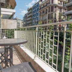 Апартаменты Luxury Living Apartments балкон